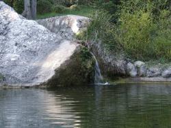 Водопад в уголке Форосского парка