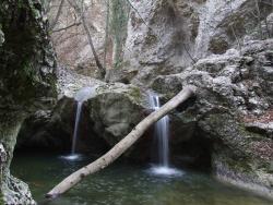 Водопад на речке Кучук-Карасу